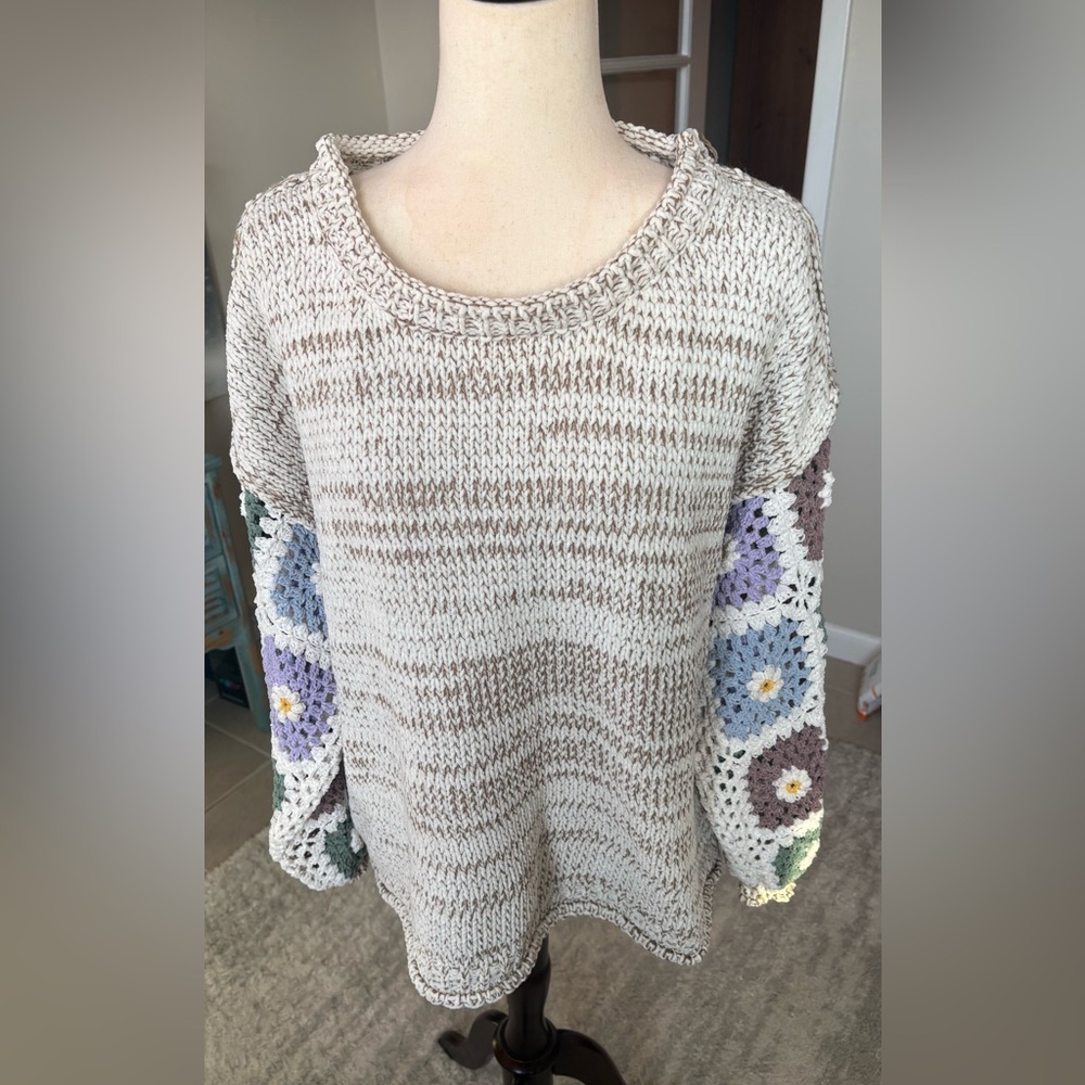 POL Cream and Tan Textured Knit Sweater